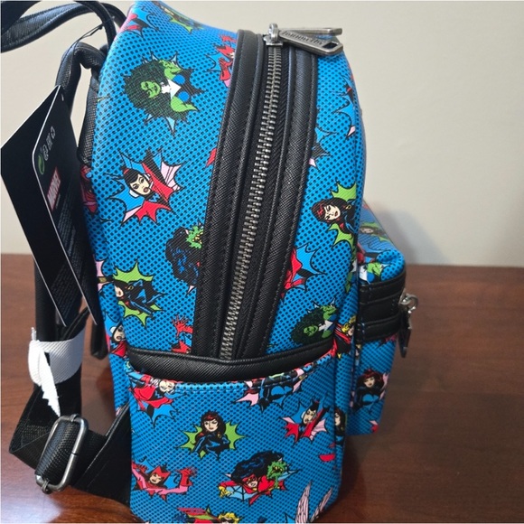 Loungefly Marvel Backpack - Picture 4 of 8